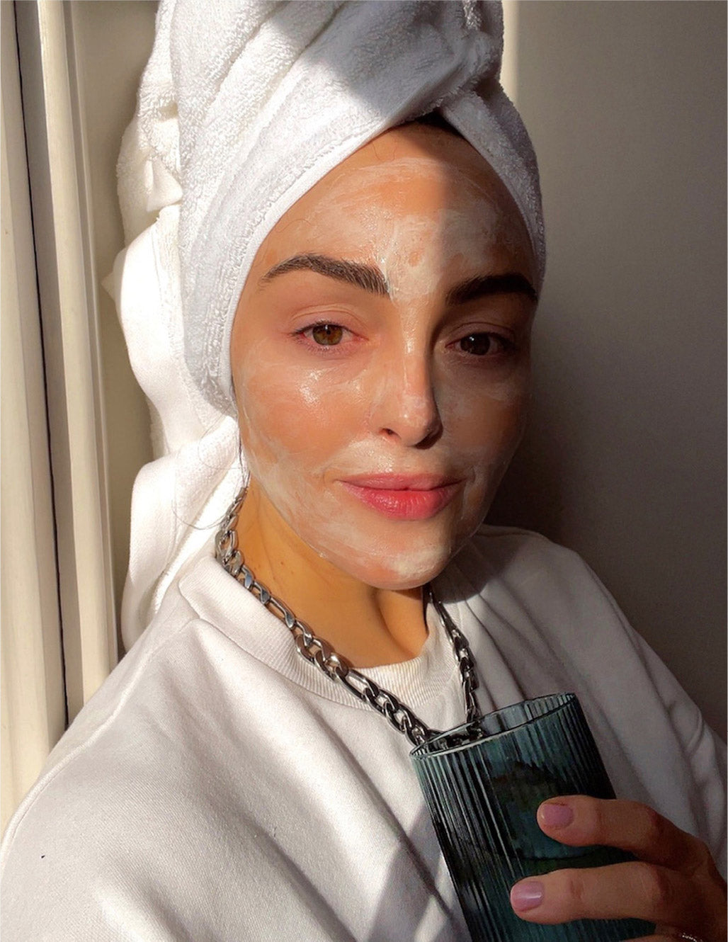 Hinter dem Trubel: Einblicke in die Hautpflegeroutine von Beauty-Expertin Alessandra Steinherr