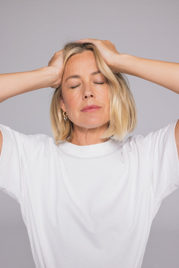 Könnte mein Haarausfall durch die Menopause verursacht werden?